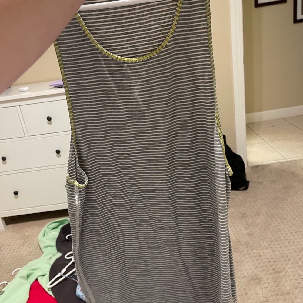 Lululemon tank top